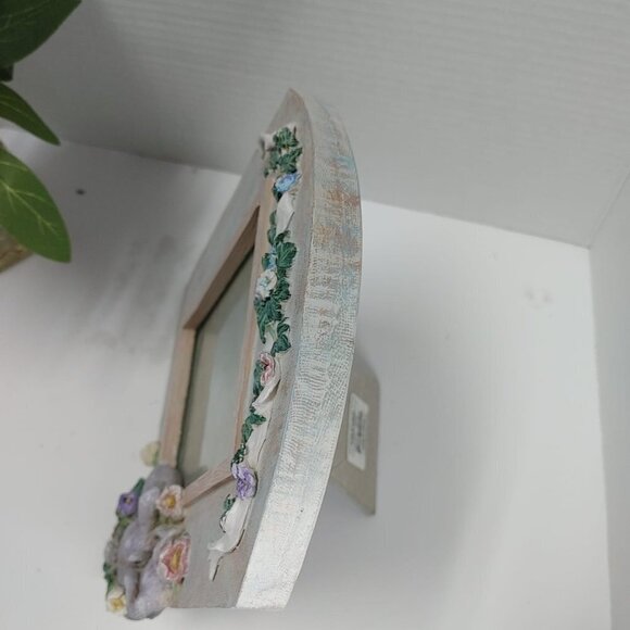 Easter Spring Bunny and Flowers 3D Resin Picture Frame 4x6 " - Picture 11 of 12